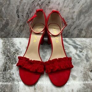 Unisa Red Ruffled Heel with Ankle Strap Size 9 EXCELLENT CONDITION